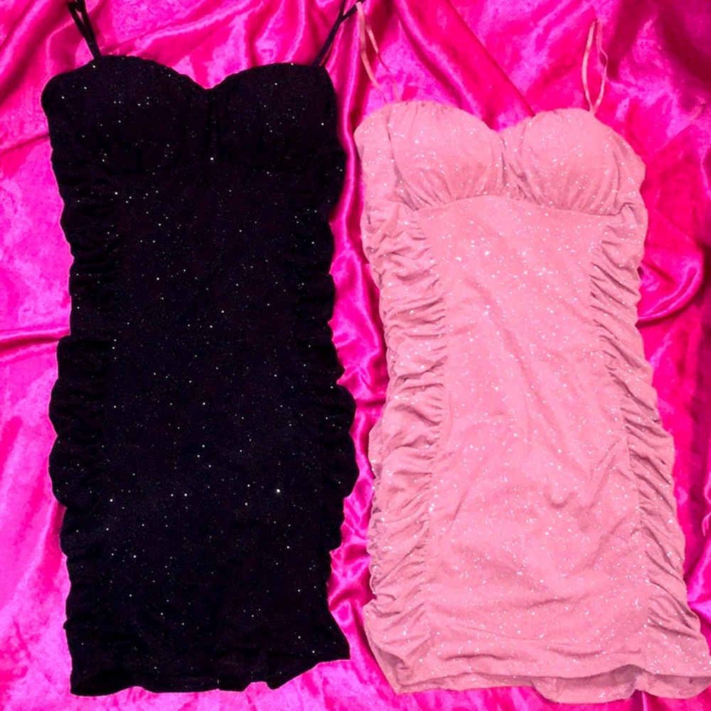 Sparkly Dresses 🖤✨💖